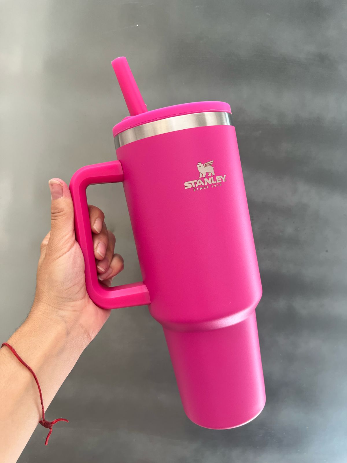 VASO QUENCHER 1.2L + BOMBILLA EN LA TAPA