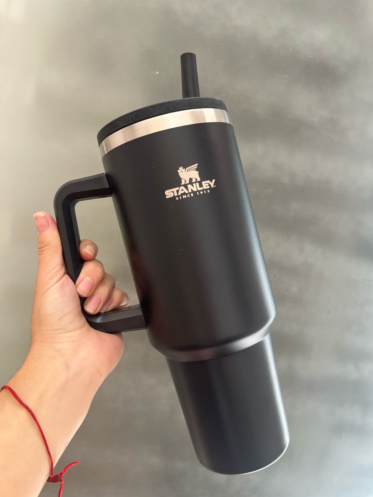 VASO QUENCHER 1.2L + BOMBILLA EN LA TAPA