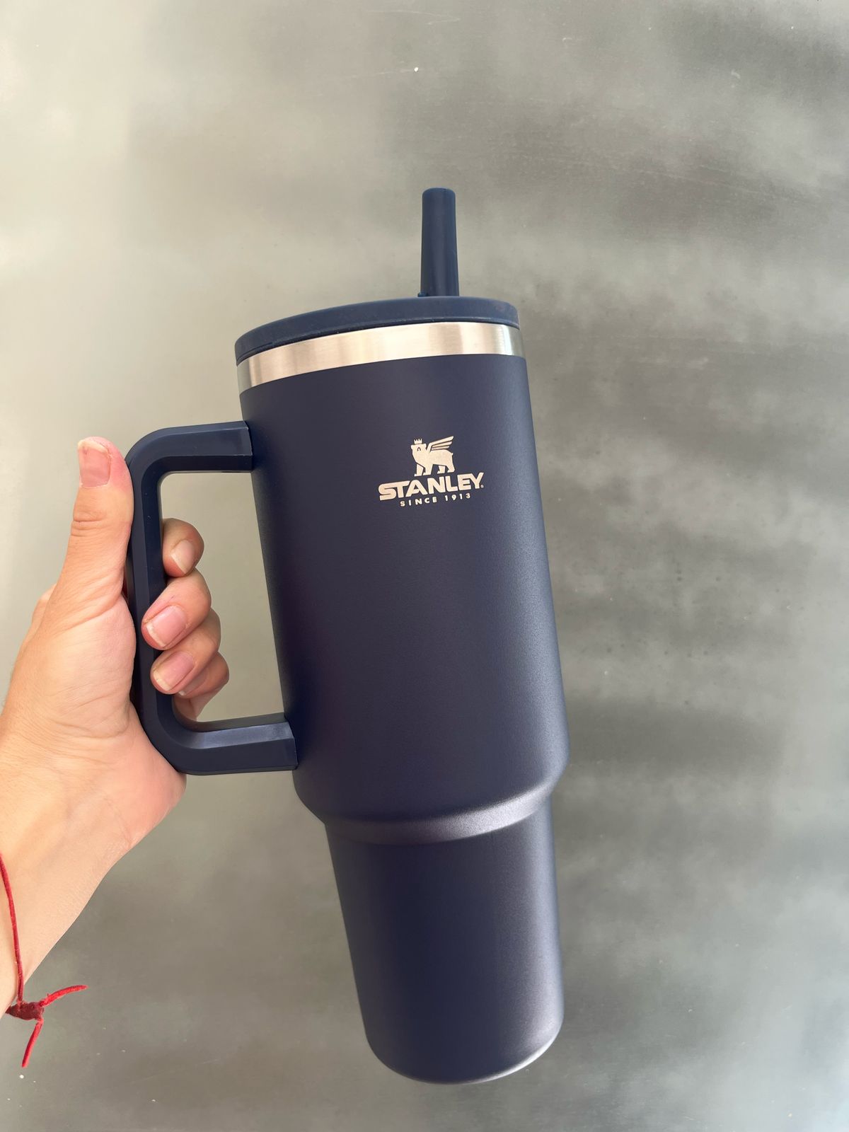 VASO QUENCHER 1.2L + BOMBILLA EN LA TAPA