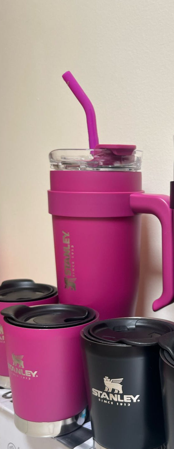 VASO QUENCHER 1.2L + DOS VASOS TERMICOS 230ML/260ML