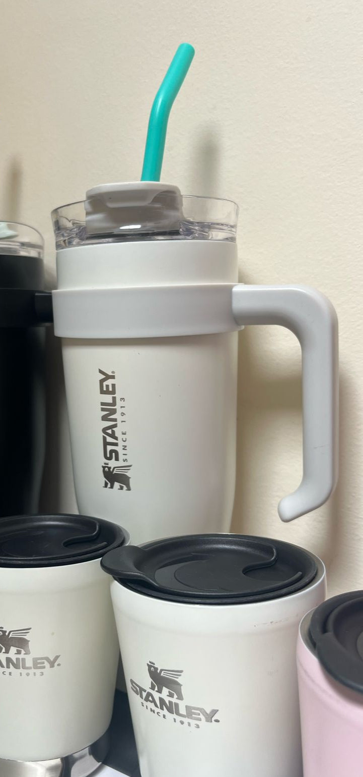 VASO QUENCHER 1.2L + DOS VASOS TERMICOS 230ML/260ML